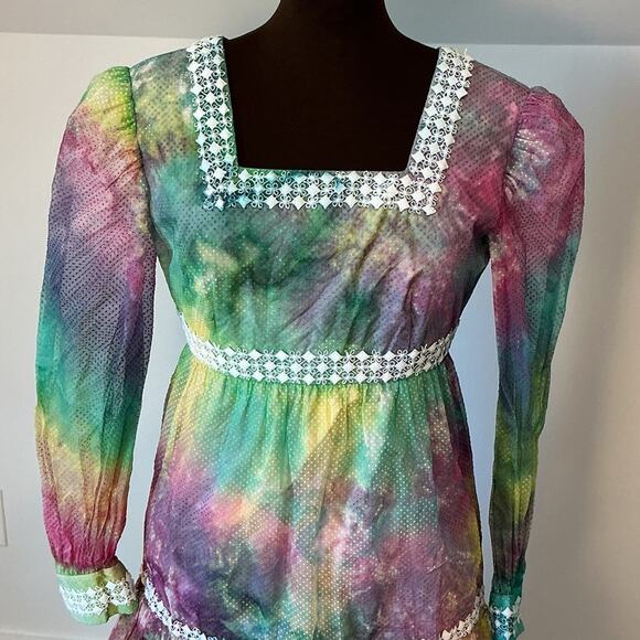 Vintage Tie Dye Purple Green Boho Hippie Prairie Long Sleeve Dress Size Small? - Picture 2 of 10